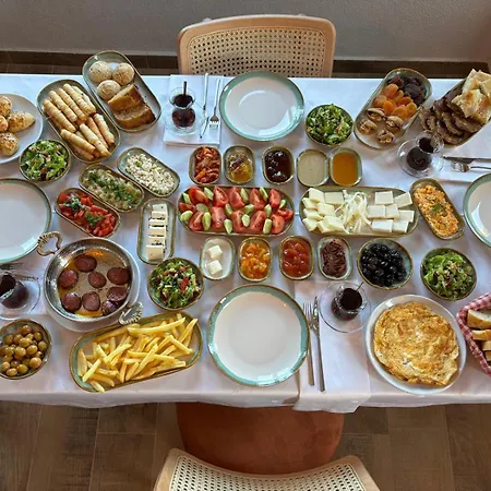 Kyla Kocadere Mansion Bed & Breakfast