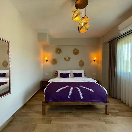 Kyla Kocadere Mansion Bed & Breakfast